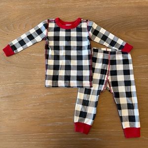 Hanna Andersson Buffalo Plaid Unisex Pajamas - 2T